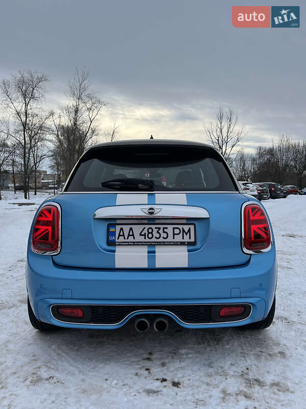 Хэтчбек MINI Cooper 2017 в Черкассах