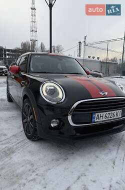Хэтчбек MINI Cooper 2016 в Днепре