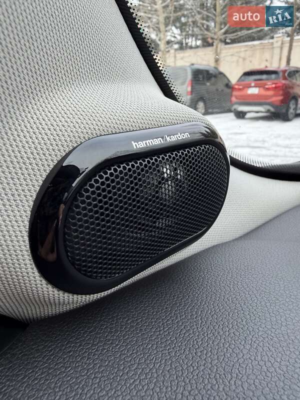 Хэтчбек MINI Cooper 2016 в Днепре