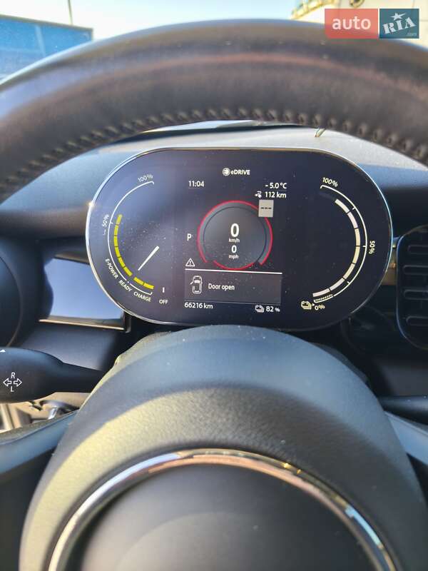 Хэтчбек MINI Cooper 2021 в Коростене