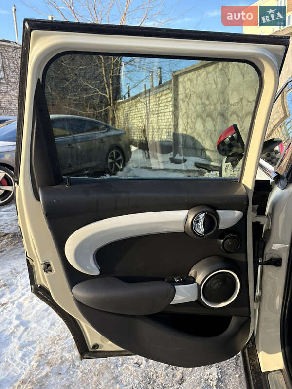 Хэтчбек MINI Cooper 2015 в Киеве