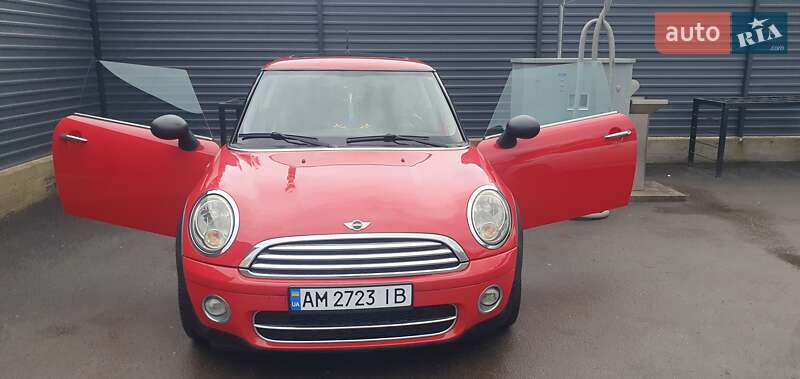 Хетчбек MINI Cooper 2010 в Житомирі