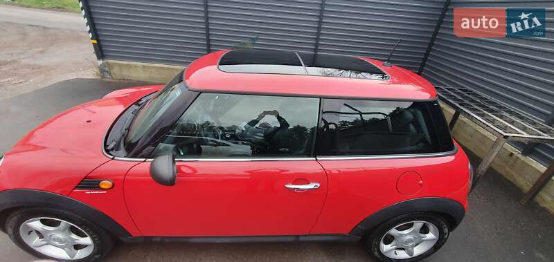 Хетчбек MINI Cooper 2010 в Житомирі