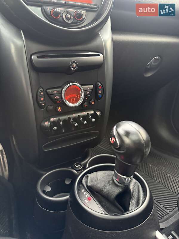 Хэтчбек MINI Cooper 2016 в Сумах