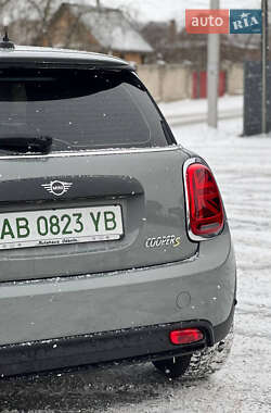 Хэтчбек MINI Cooper 2022 в Виннице