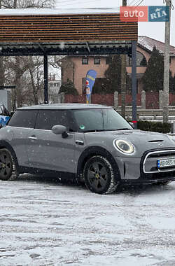 Хэтчбек MINI Cooper 2022 в Виннице