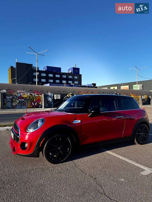 Хэтчбек MINI Cooper 2019 в Киеве фото 8 Хэтчбек MINI Cooper 2019 в Киеве