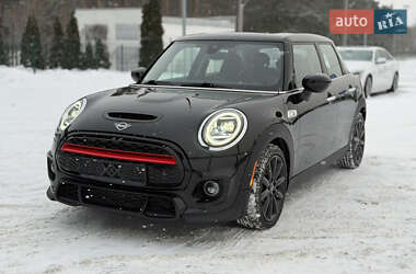 Хэтчбек MINI Cooper 2021 в Киеве