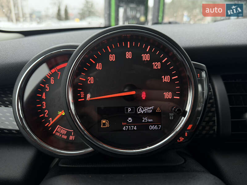 Хэтчбек MINI Cooper 2021 в Киеве