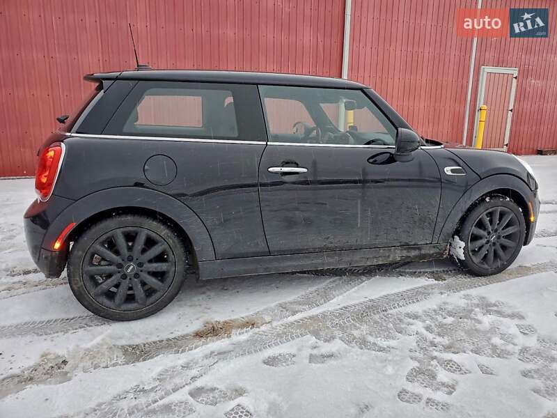 Хетчбек MINI Cooper 2017 в Вінниці