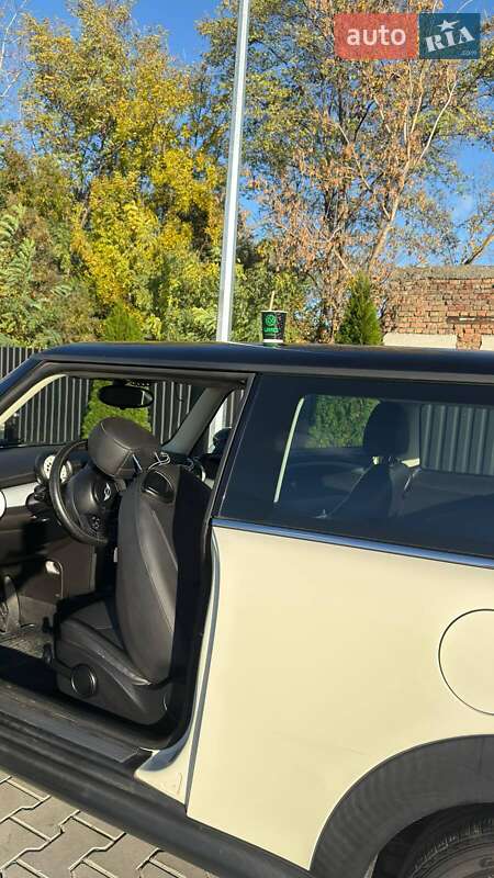 Хэтчбек MINI Cooper 2013 в Одессе