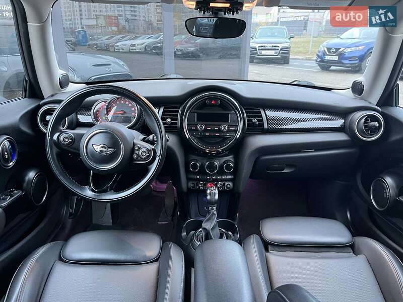 Хетчбек MINI Cooper 2015 в Києві