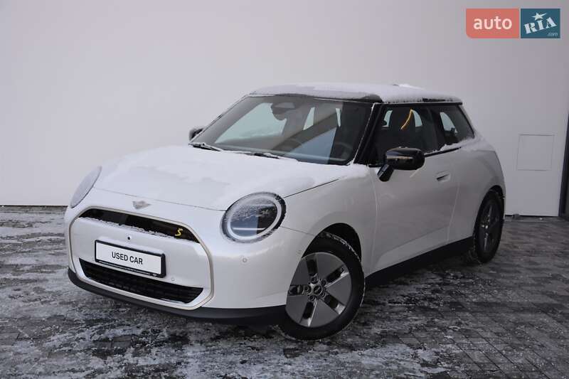 2024 Mini Cooper, VIN WMW21GC050TA30877:plate — zdjęcie 1 (autoria)