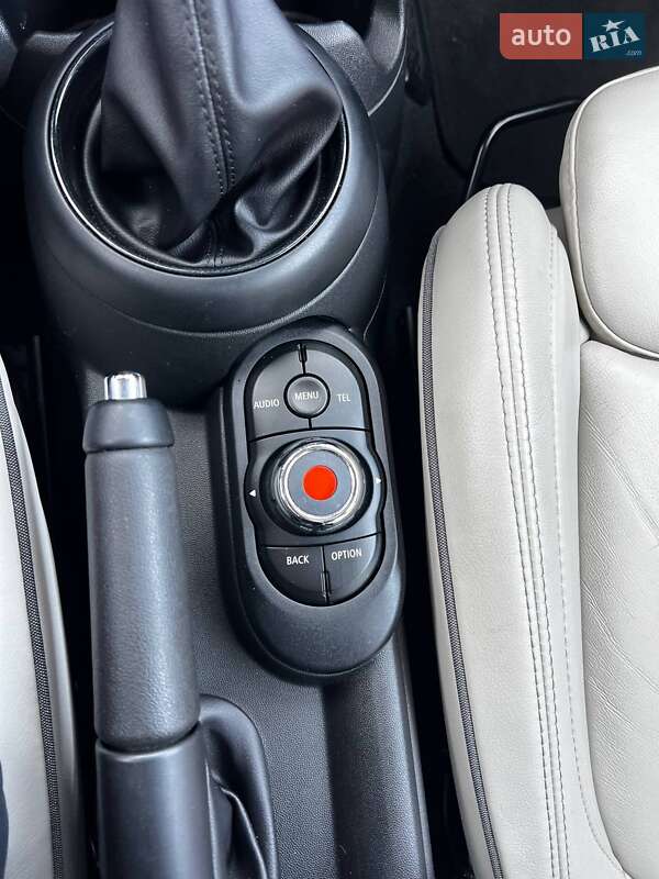 Хетчбек MINI Cooper 2017 в Києві