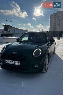 Хэтчбек MINI Cooper 2017 в Киеве