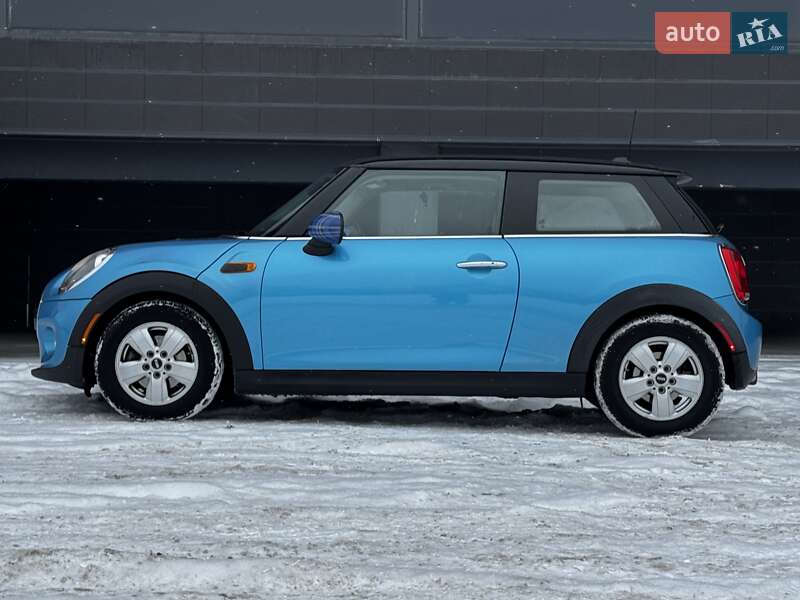 Хэтчбек MINI Cooper 2015 в Киеве