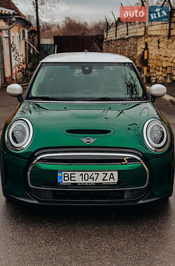Хэтчбек MINI Cooper 2021 в Киеве