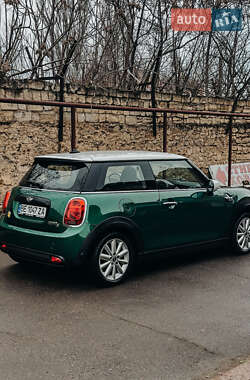 Хэтчбек MINI Cooper 2021 в Киеве