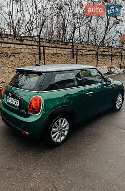 Хэтчбек MINI Cooper 2021 в Киеве