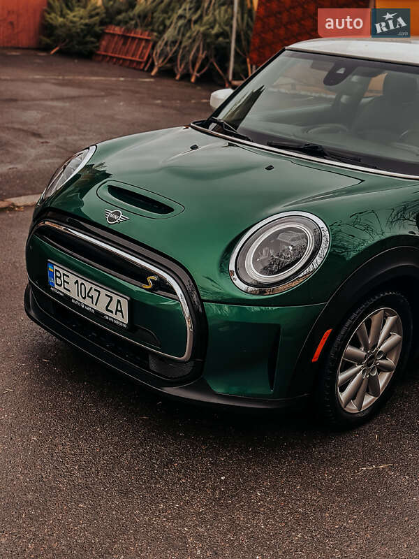 Хэтчбек MINI Cooper 2021 в Киеве