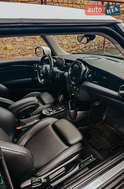 Хэтчбек MINI Cooper 2021 в Киеве