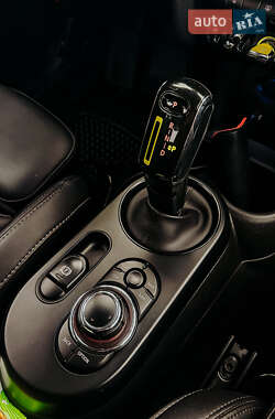 Хэтчбек MINI Cooper 2021 в Киеве