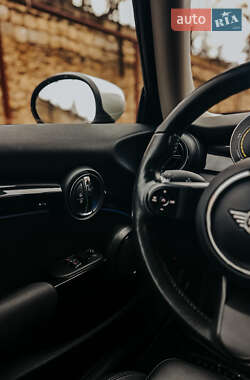 Хэтчбек MINI Cooper 2021 в Николаеве