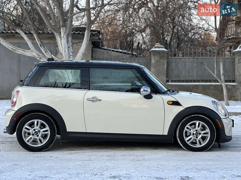 Хетчбек MINI Cooper 2012 в Одесі