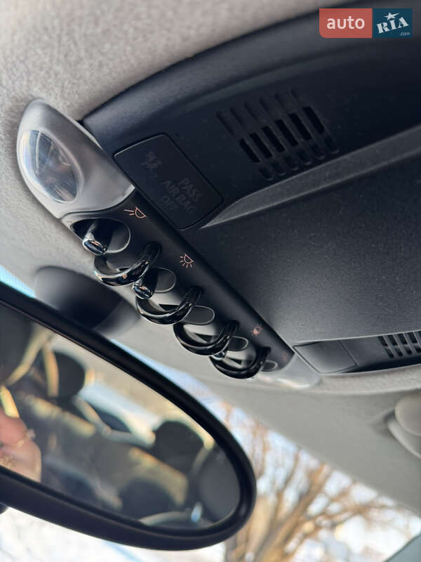 Хетчбек MINI Cooper 2011 в Кривому Розі