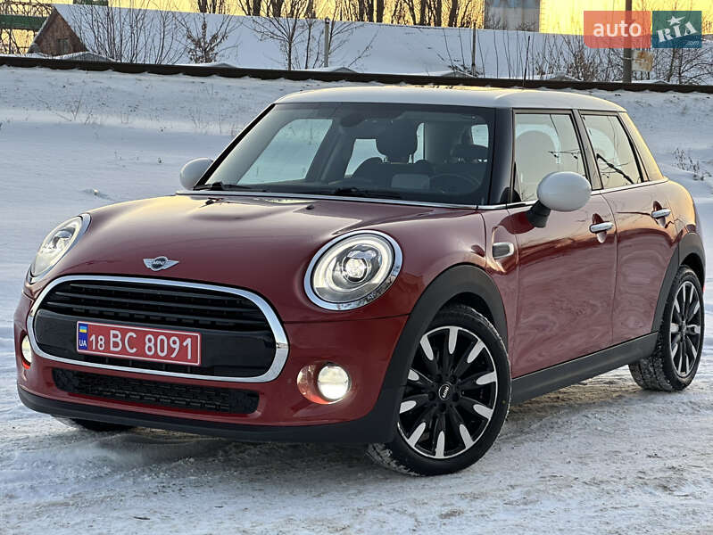 Хетчбек MINI Cooper 2017 в Києві