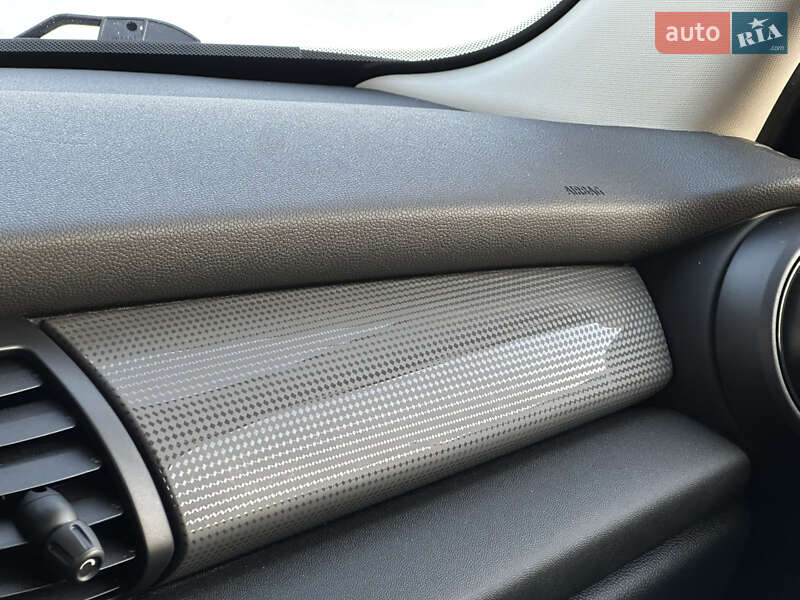 Хетчбек MINI Cooper 2017 в Києві