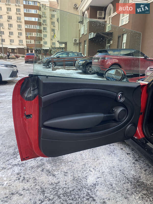 Хэтчбек MINI Cooper 2012 в Киеве