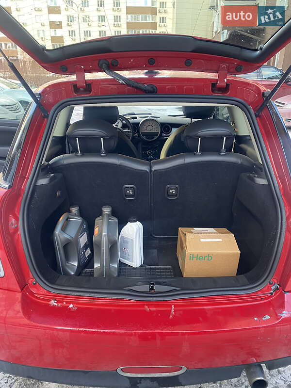 Хэтчбек MINI Cooper 2012 в Киеве