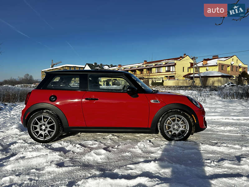 Хетчбек MINI Cooper 2020 в Ужгороді