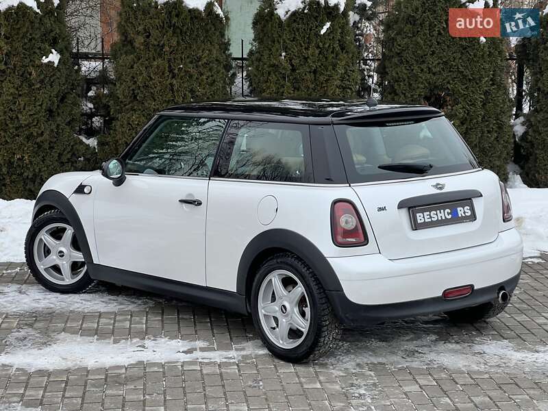 Хетчбек MINI Cooper 2009 в Львові фото 7 Хетчбек MINI Cooper 2009 в Львові