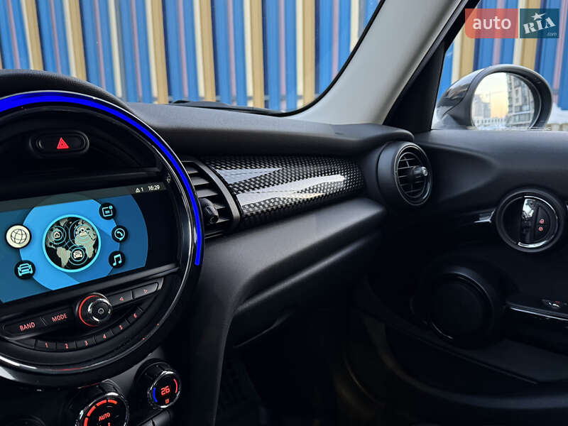 Хетчбек MINI Cooper 2017 в Києві