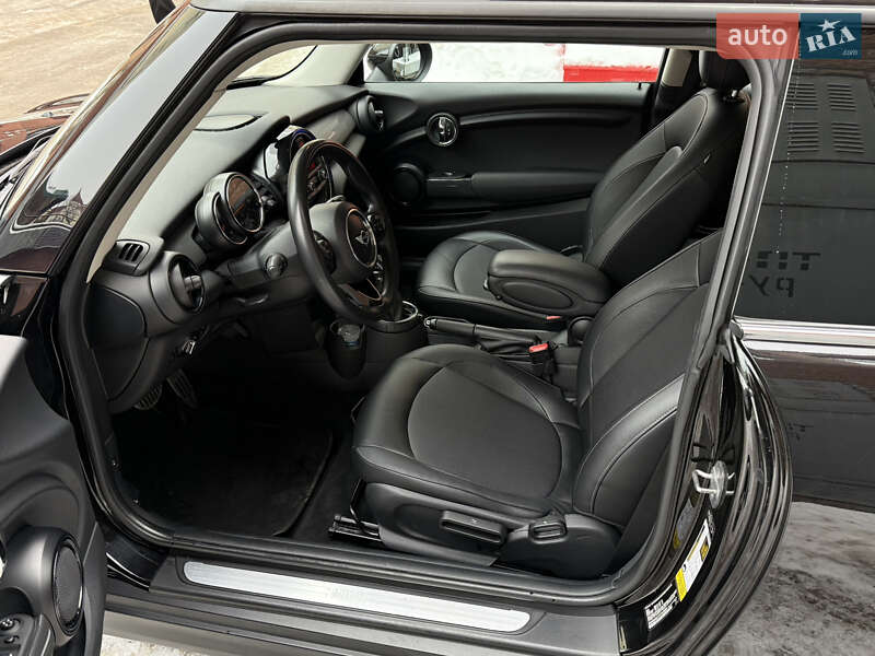 Хэтчбек MINI Cooper 2014 в Киеве фото 8 Хэтчбек MINI Cooper 2014 в Киеве