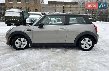 Хэтчбек MINI Cooper 2016 в Киеве