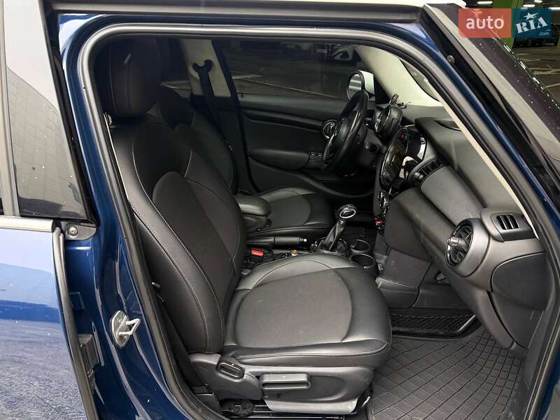 Хетчбек MINI Cooper 2014 в Києві фото 14 Хетчбек MINI Cooper 2014 в Києві