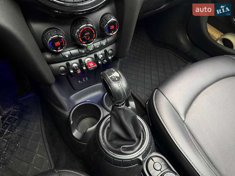 Хетчбек MINI Cooper 2014 в Києві фото 22 Хетчбек MINI Cooper 2014 в Києві