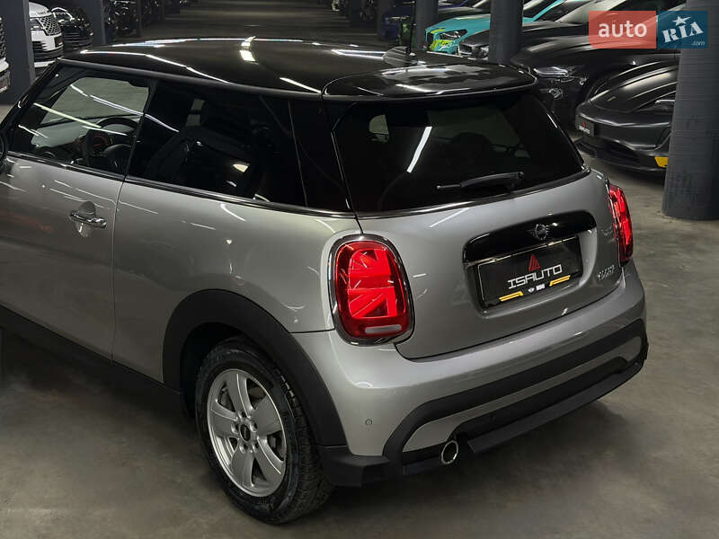Хэтчбек MINI Cooper 2023 в Одессе