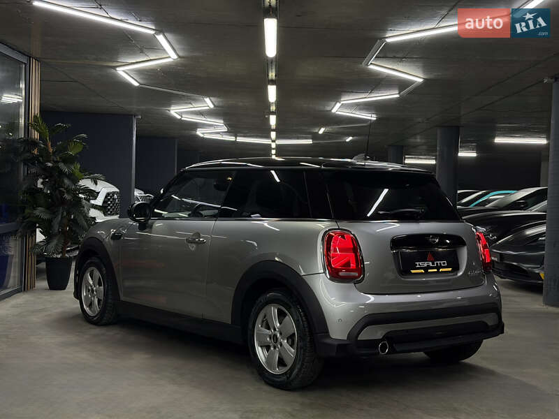 Хэтчбек MINI Cooper 2023 в Одессе