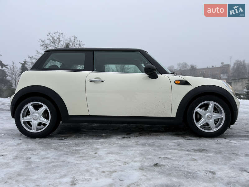 Хетчбек MINI Cooper 2007 в Києві