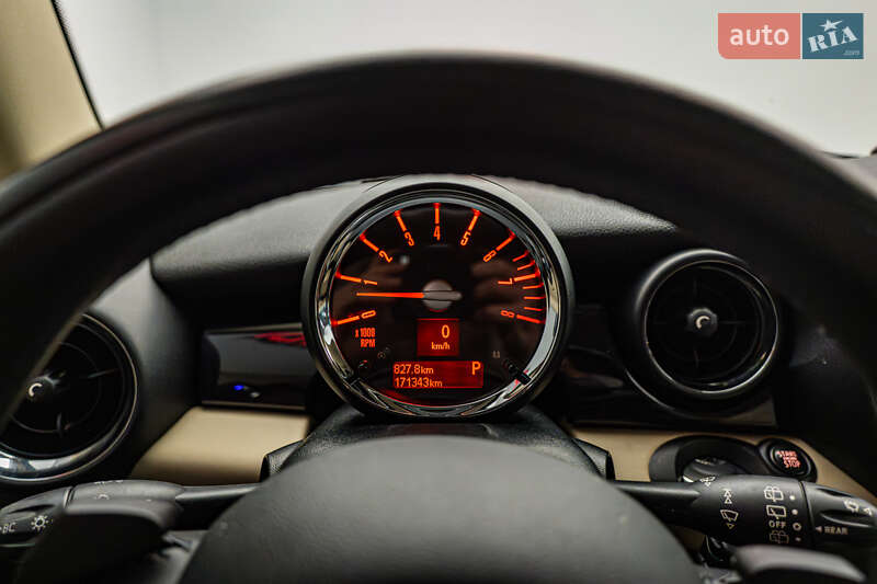 Хэтчбек MINI Cooper 2010 в Киеве