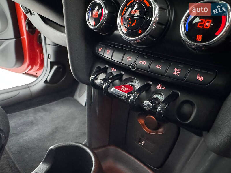 Хэтчбек MINI Cooper 2020 в Киеве