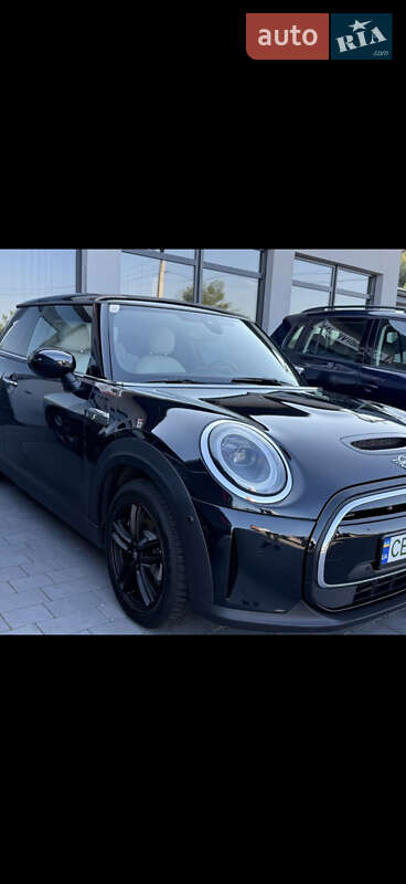 Хетчбек MINI Cooper 2023 в Івано-Франківську