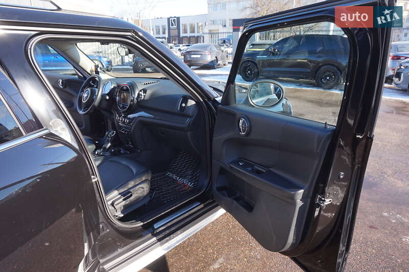 Хэтчбек MINI Cooper 2017 в Одессе фото 25 Хэтчбек MINI Cooper 2017 в Одессе