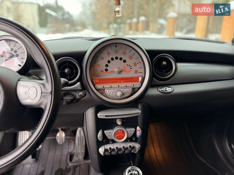 Хетчбек MINI Cooper 2010 в Києві