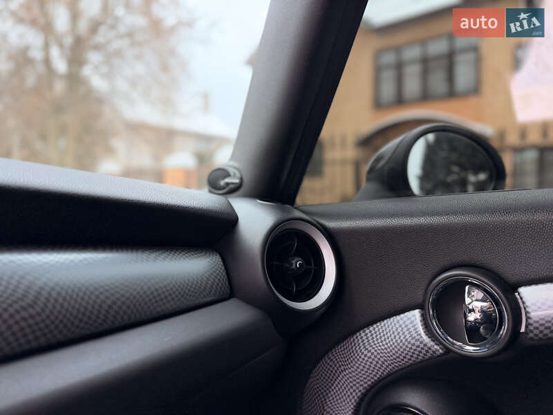 Хетчбек MINI Cooper 2010 в Києві