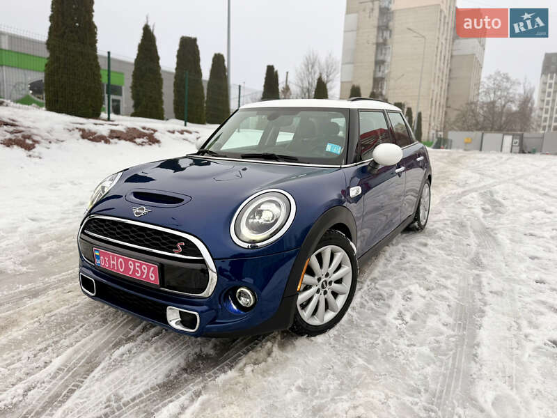 Хэтчбек MINI Cooper 2015 в Виннице